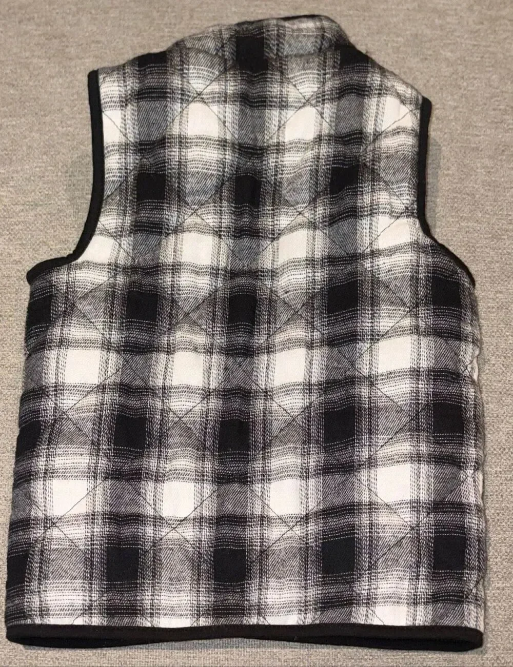 Black and White zip up vest size 3T